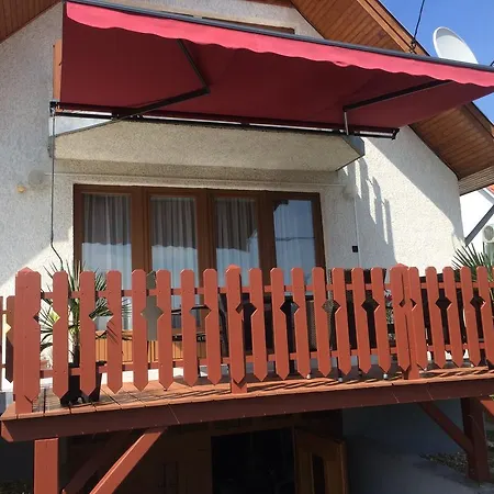Ferienhaus Horizont Nyaralohaz Vonyarcvashegy