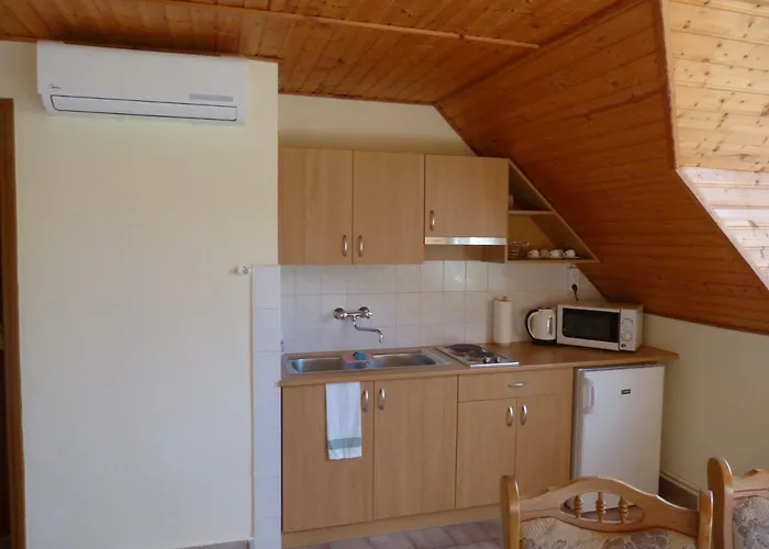 Feriehus Horizont Nyaralohaz Vonyarcvashegy